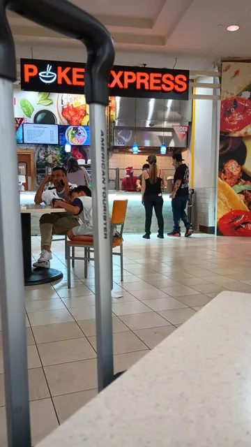 Shoppes At Paddock Park