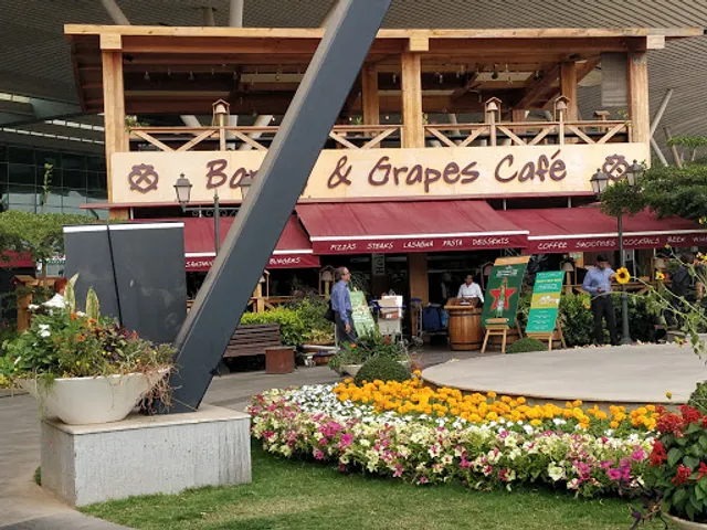 Barley & Grapes Cafe - Phoenix Market City