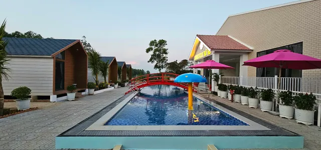 Nhà hàng khách sạn Lake Side Palace - Bờ Hồ