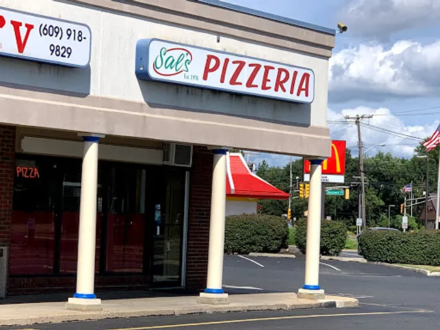 Sal's Pizzería Restaurant