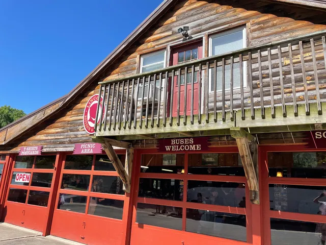 Lincoln Souvenir & Gift Shop