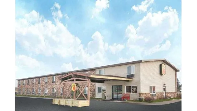 Super 8 by Wyndham Superior WI