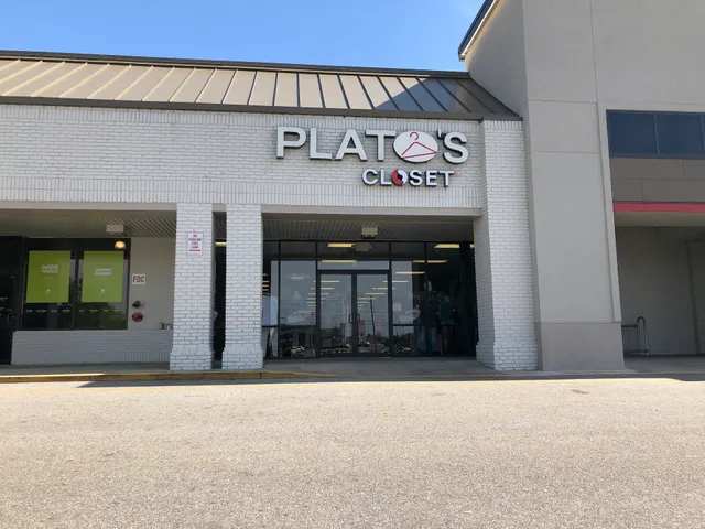 Plato's Closet - Auburn, AL