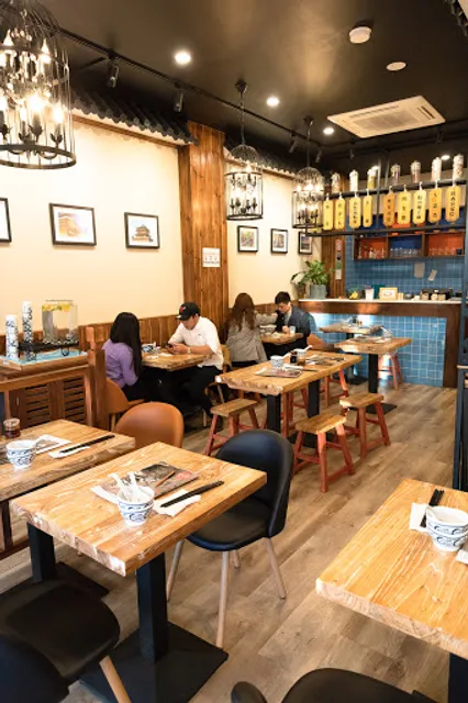 Xi'an Eatery 西安诱惑