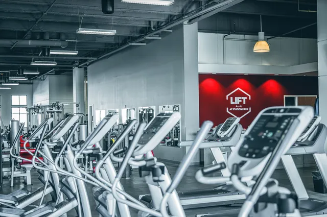 Lift at Station Park