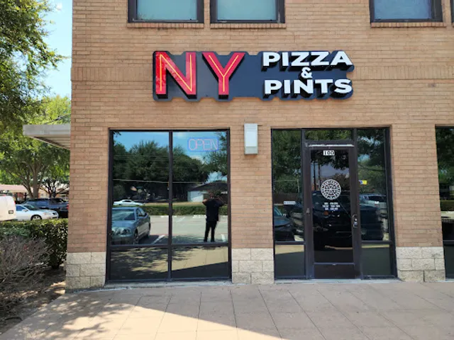 King's Pizza and Draft