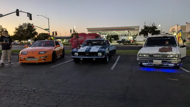 Cardoza Shopping Center