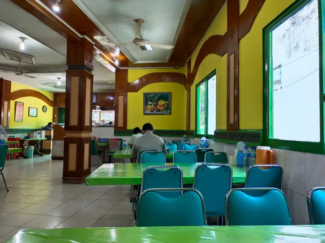 Rumah Makan Simpang Raya Cabang Bukit Tinggi