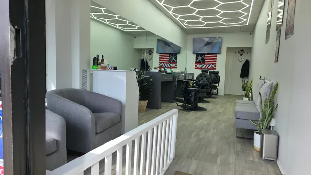 Mia's Barber Shop