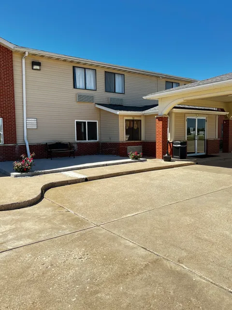 Designer Inn & Suites