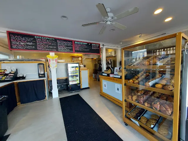 The Black Dog Dockside Cafe (OB Harbor)