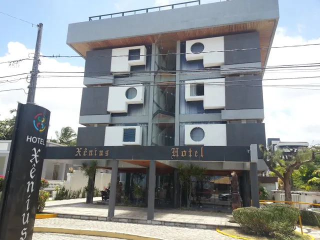 Xenius Hotel
