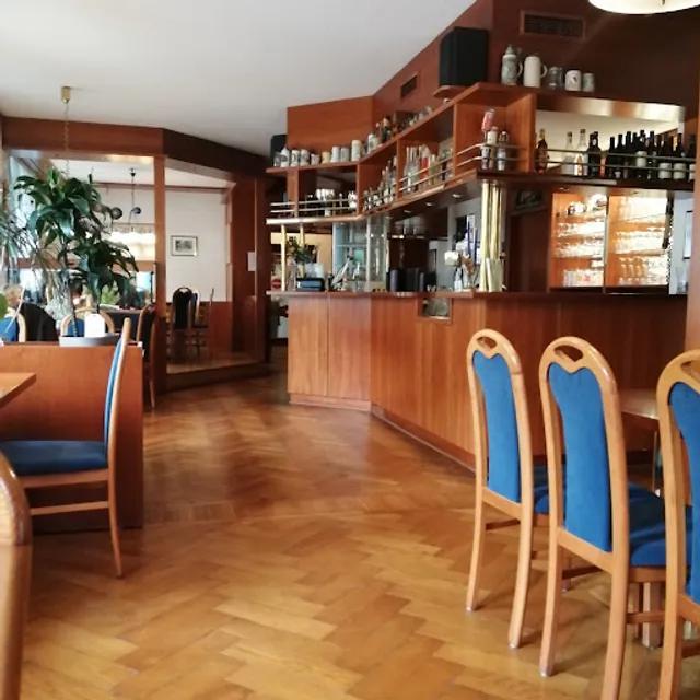 Gasthof Hermsdorf & Pension Papiermühle