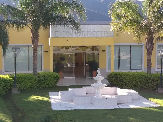 Hotel Don Oresttes