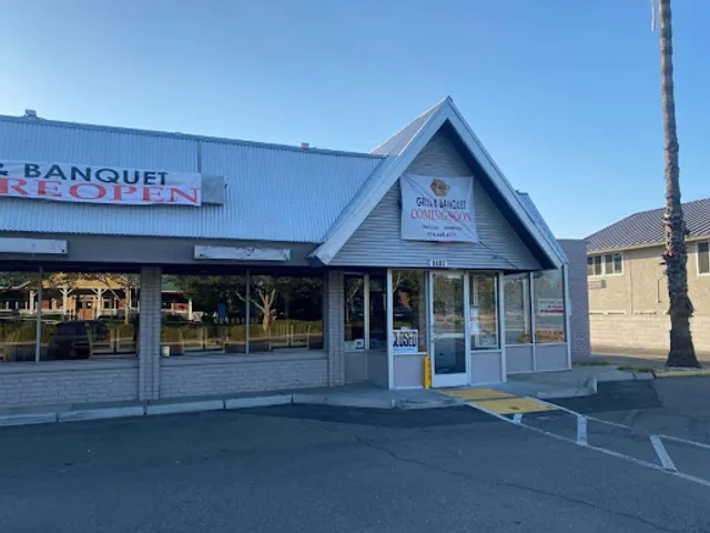 Town & Country Grill