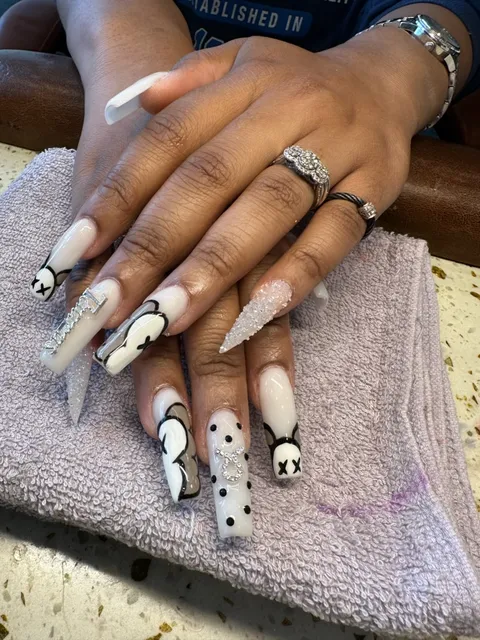 Nail Top