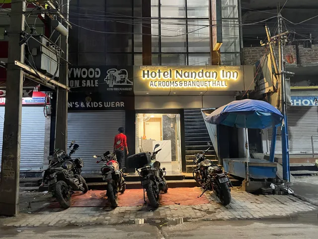HOTEL NANDAN INN