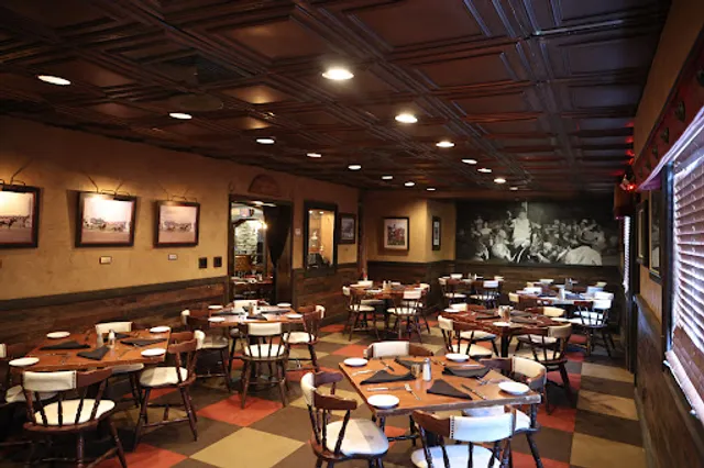 Walt's Hitching Post