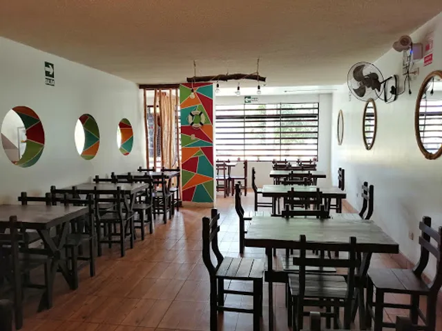 LA MARINA RESTAURANTE