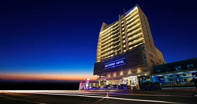 Bayfront Hotel Cebu North Reclamation