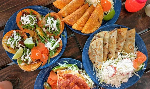 Adrian's Mexican Street Food