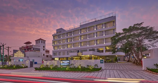 Grand Continent - Mahabalipuram - A Sarovar Premiere