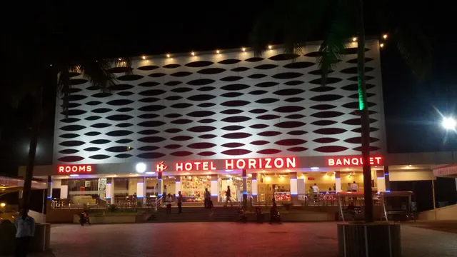 HOTEL HORIZON / RESTAURANT