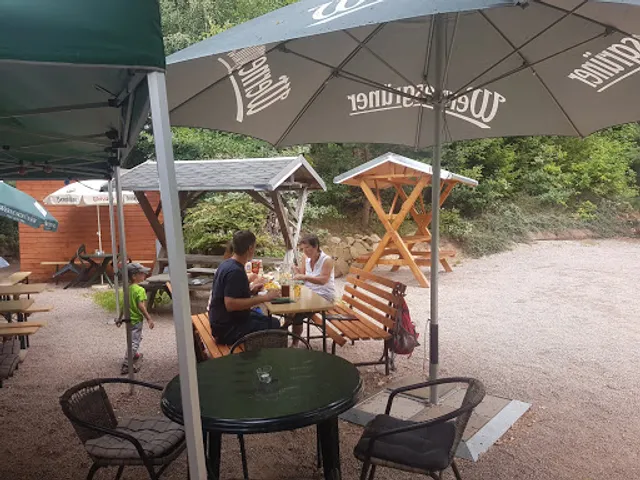 Giegengrüner Waldpension