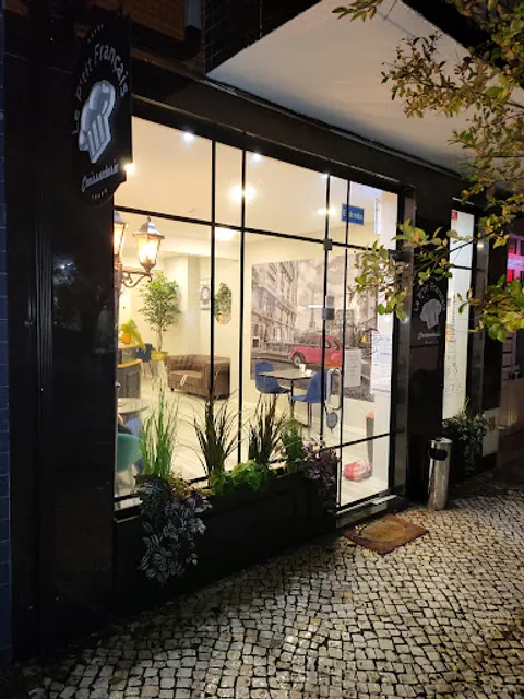 Le P'tit Français (croissanterie)