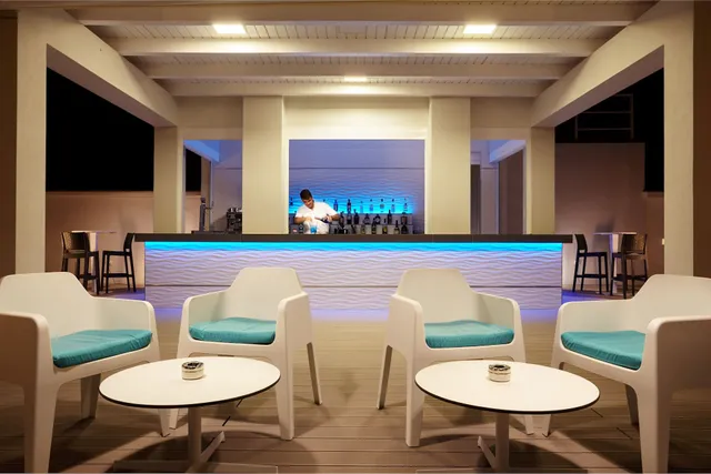 Sky Bar Hotel Las Arenas affiliated by Melia