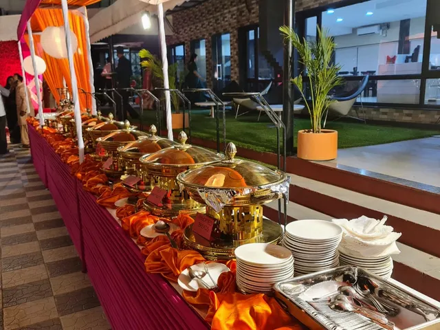 Fire & Bubble | Club & Restaurant | Huda Gymkhana Club