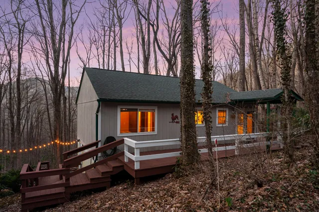 Smoky Mountain Treehouse