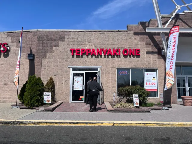 Teppanyaki One Teriyaki & Sushi