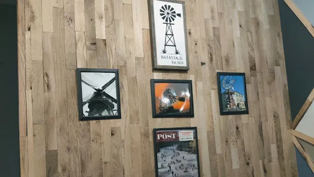 WindMill Grille & Pizzeria