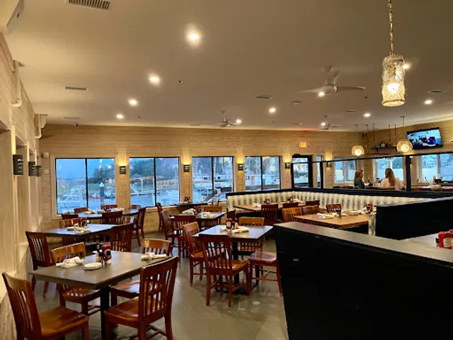 Islander 71 Fish House and Raw Bar