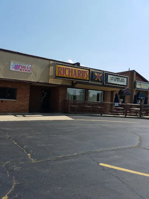 Richards Chicken & Ribs