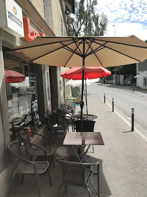 Les Falaises Le Café de Fribourg