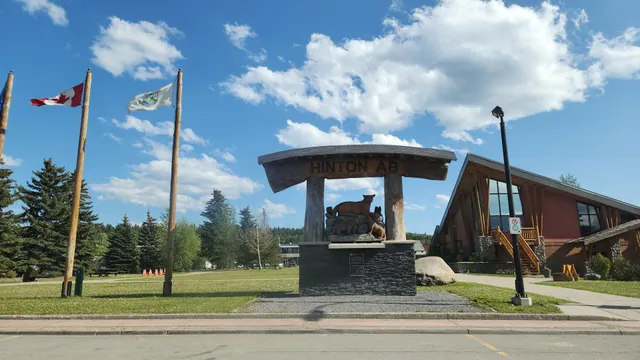 Hinton Visitor Information Centre