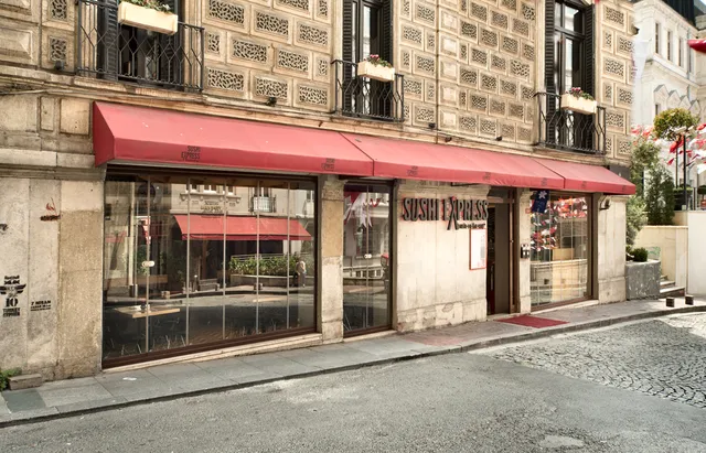 Chinese & Sushi Express