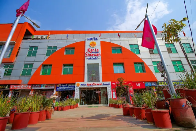 FabHotel Kanta Shrawan Arcade - Hotel in Ayodhya Nagar, Bhopal