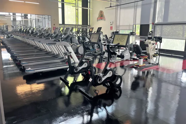 Noyes Fitness Center