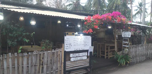 WARUNG LICUNG BAMBOO