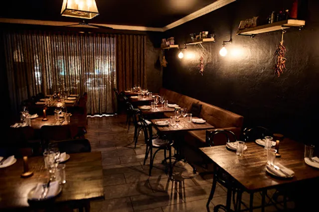 Farina 00 Pasta & Wine