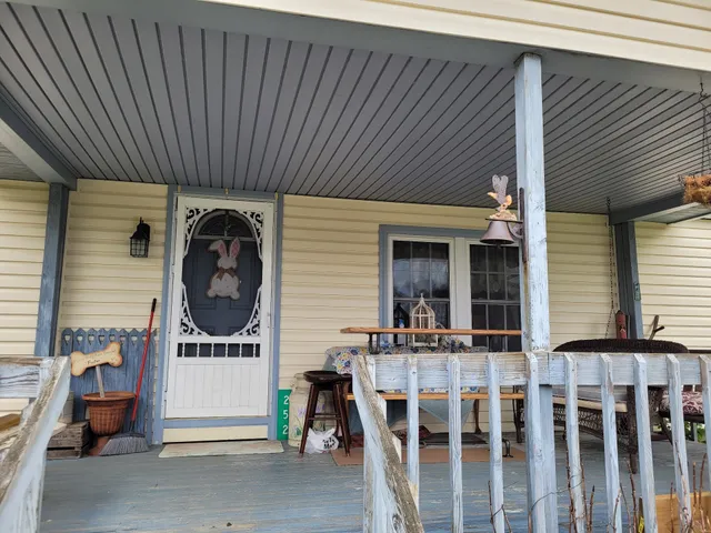 Schnur's Country Market