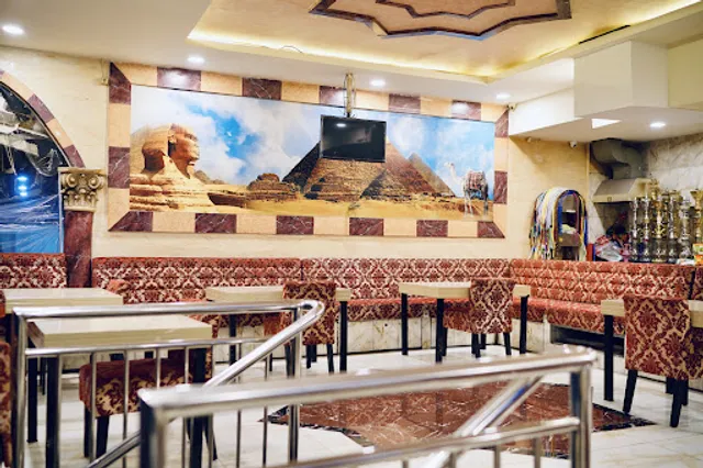 Al Tahrir Restaurant & Cafe