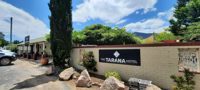 Tarana Hotel