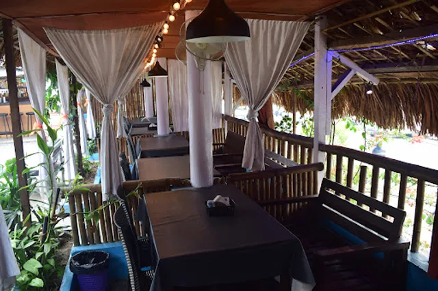 1MB Restaurant & Lounge