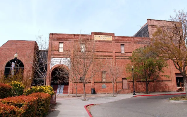 "The Woodland Opera House" Community Theatre