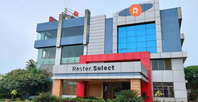 Rester Select Hotel - Chakan, Pune