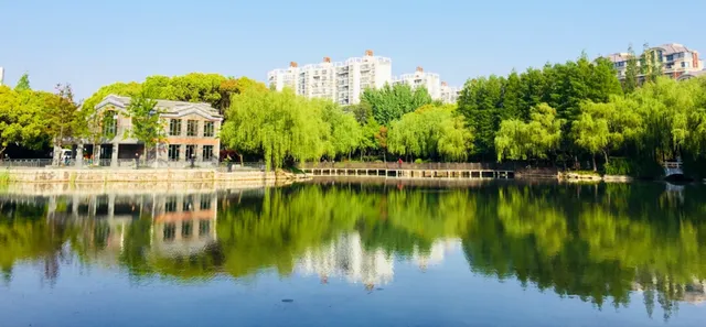Jinqiao Park